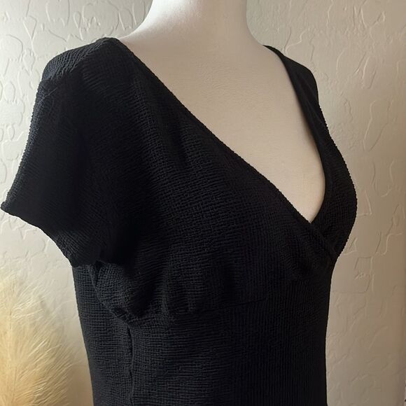 𝅺h&m black cap sleeve cropped crossover top V-neck waffle weave size medium - Picture 6 of 10